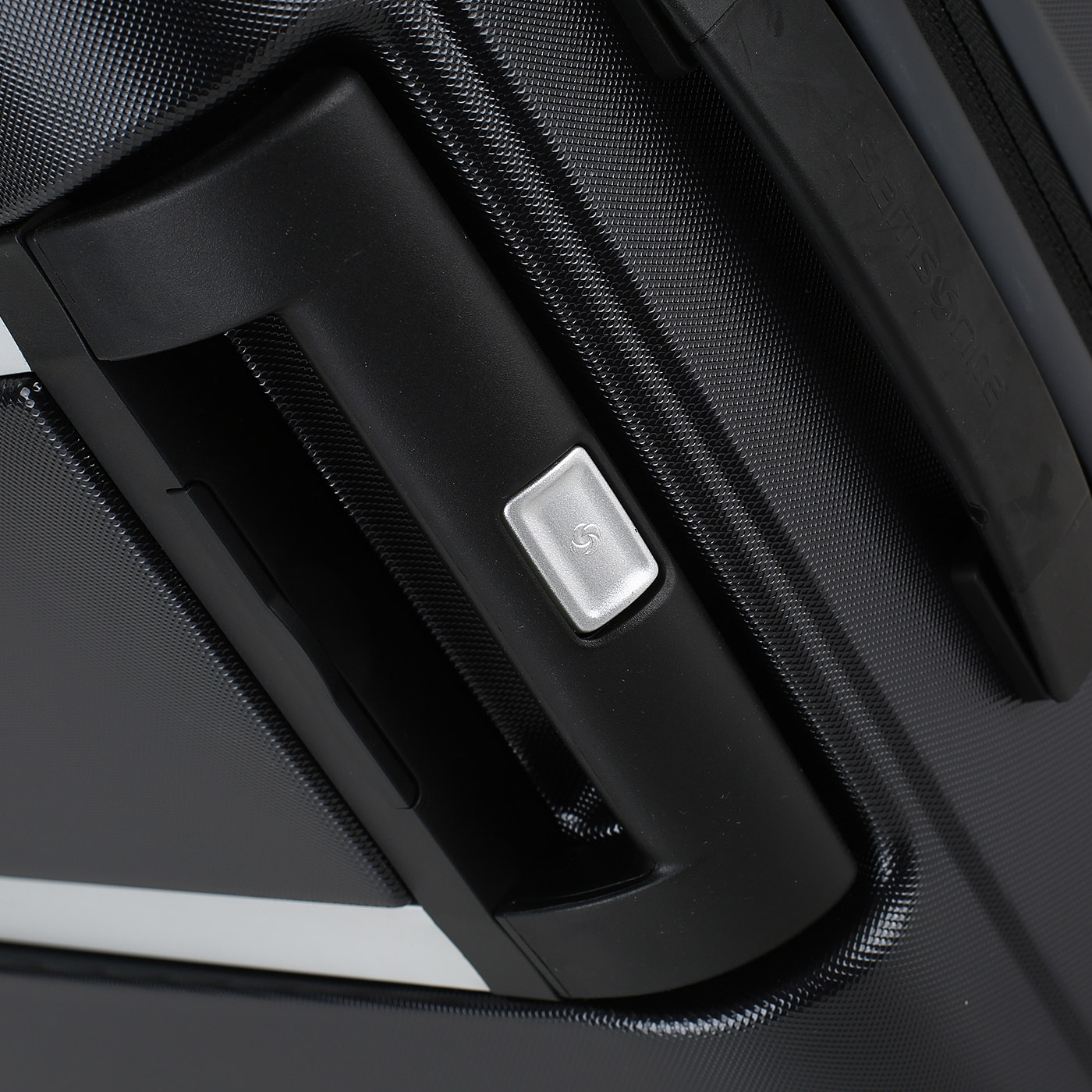 Чемодан средний M из поликарбоната с кодовым замком Samsonite Orfeo