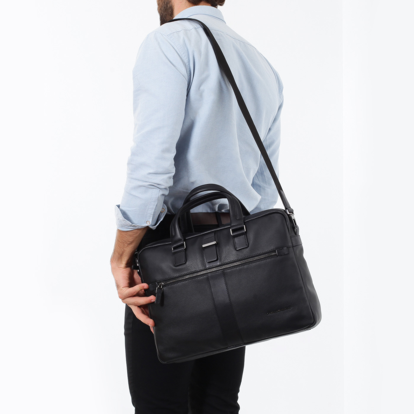 Деловая сумка из черной кожи Piquadro Bae