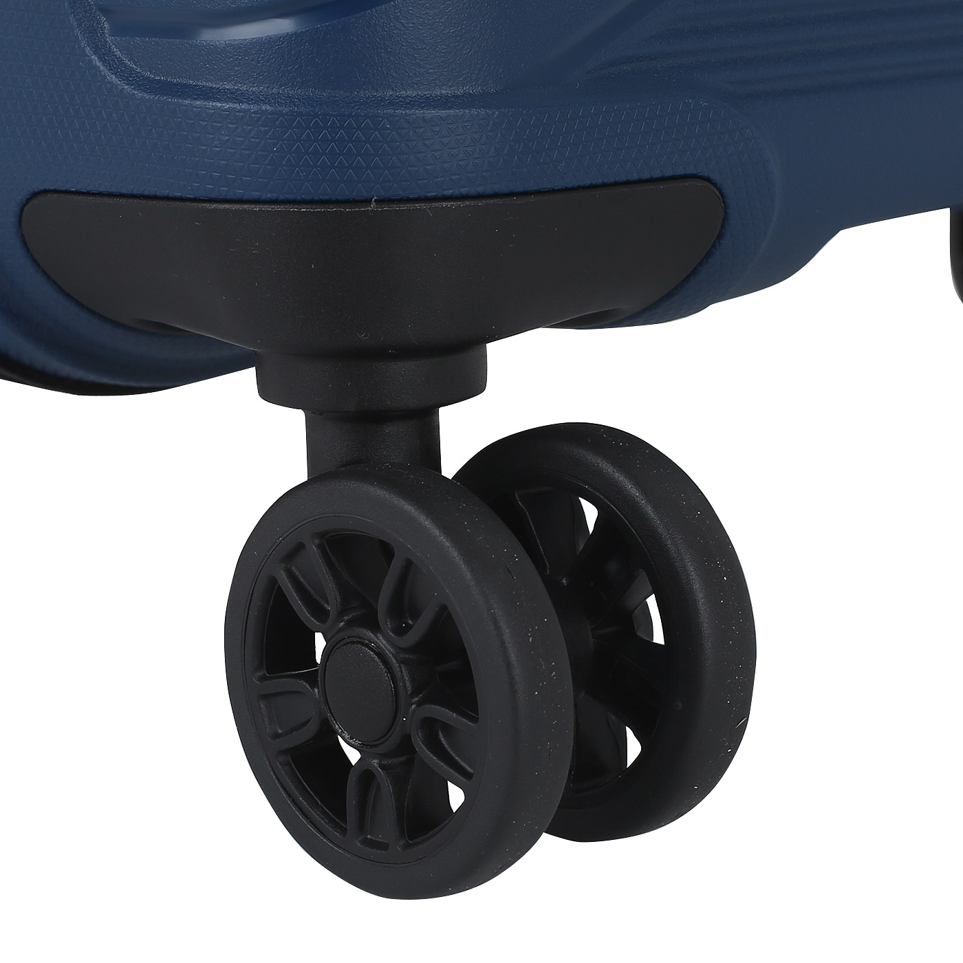 Чемодан для ручной клади из полипропилена с кодовым замком American Tourister Airconic