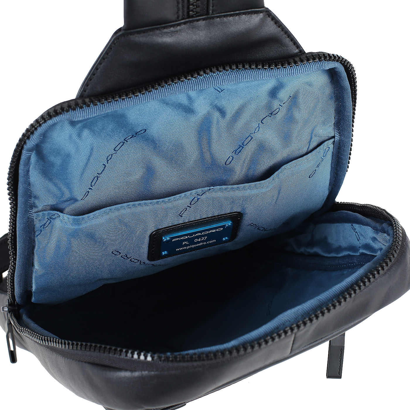 Сумка-рюкзак на одно плечо Piquadro David