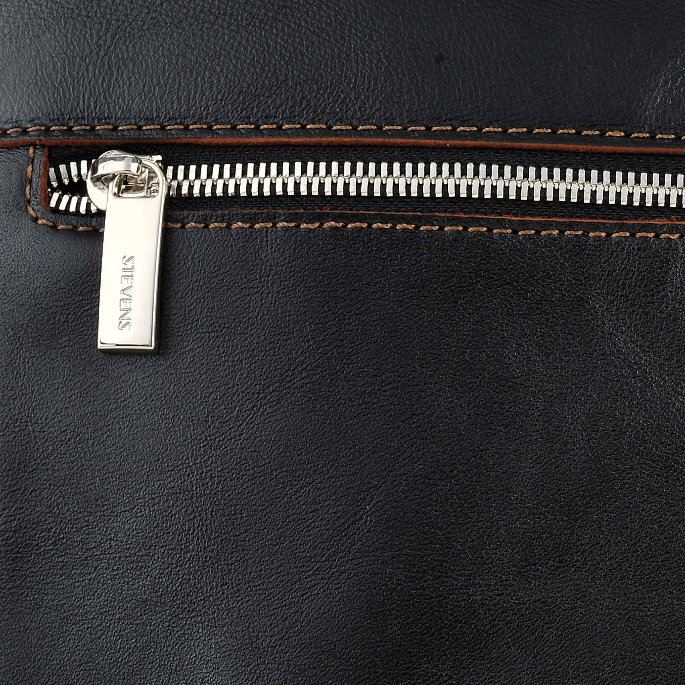 Вместительная мужская деловая сумка из натуральной кожи Stevens 